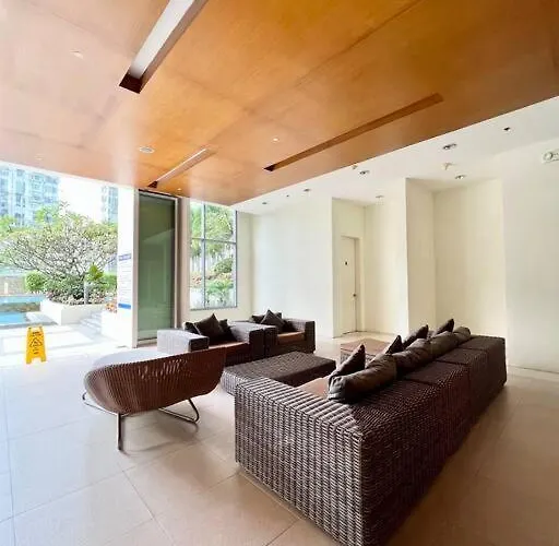 Apartment Suzi Bgc With Sauna, Gym, Netflix, Pool & High Speed Internet Manila